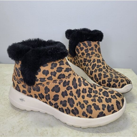 Skechers On the Go Joy Bundle Up Ankle Boots Sz 5.5 - Picture 1 of 8